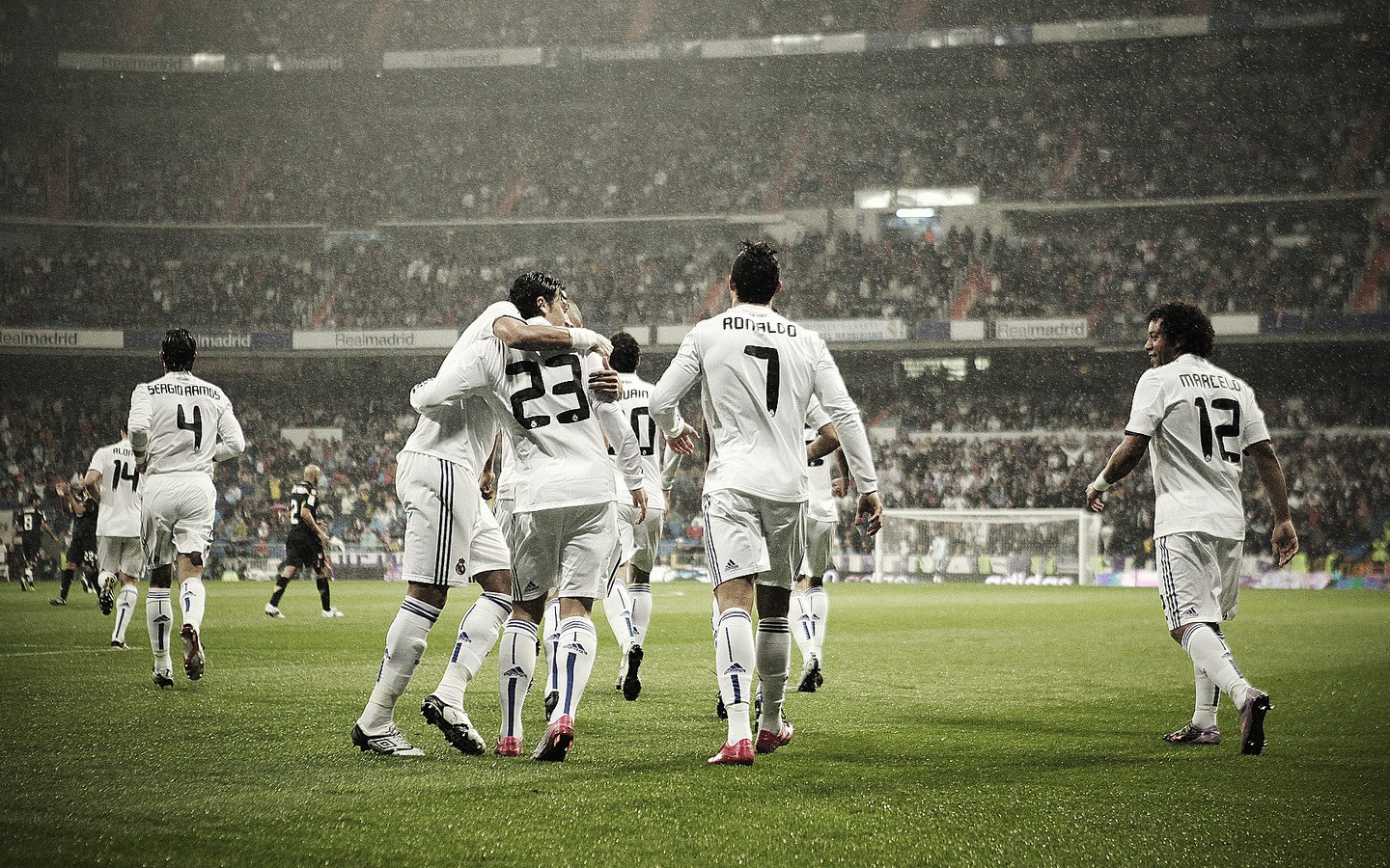 Real Madrid, Cristiano Ronaldo Wallpapers HD / Desktop and Mobile ... - \