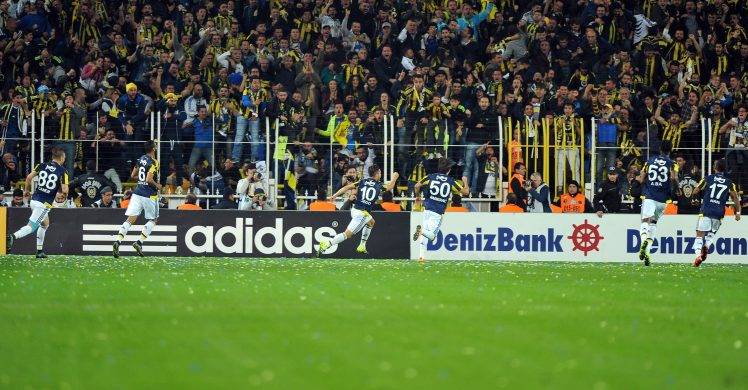 diego Ribas, Lazar Markovic, Nani, Fenerbahçe, Galatasaray S.K., Team Spirit, Adidas HD Wallpaper Desktop Background