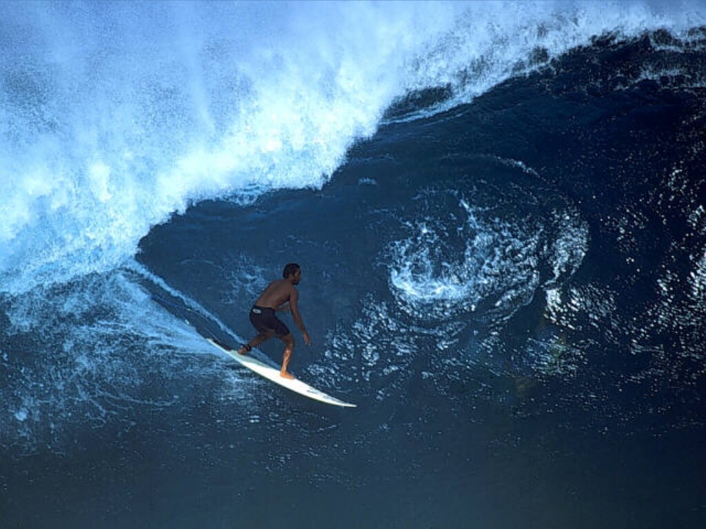 surfing Wallpaper