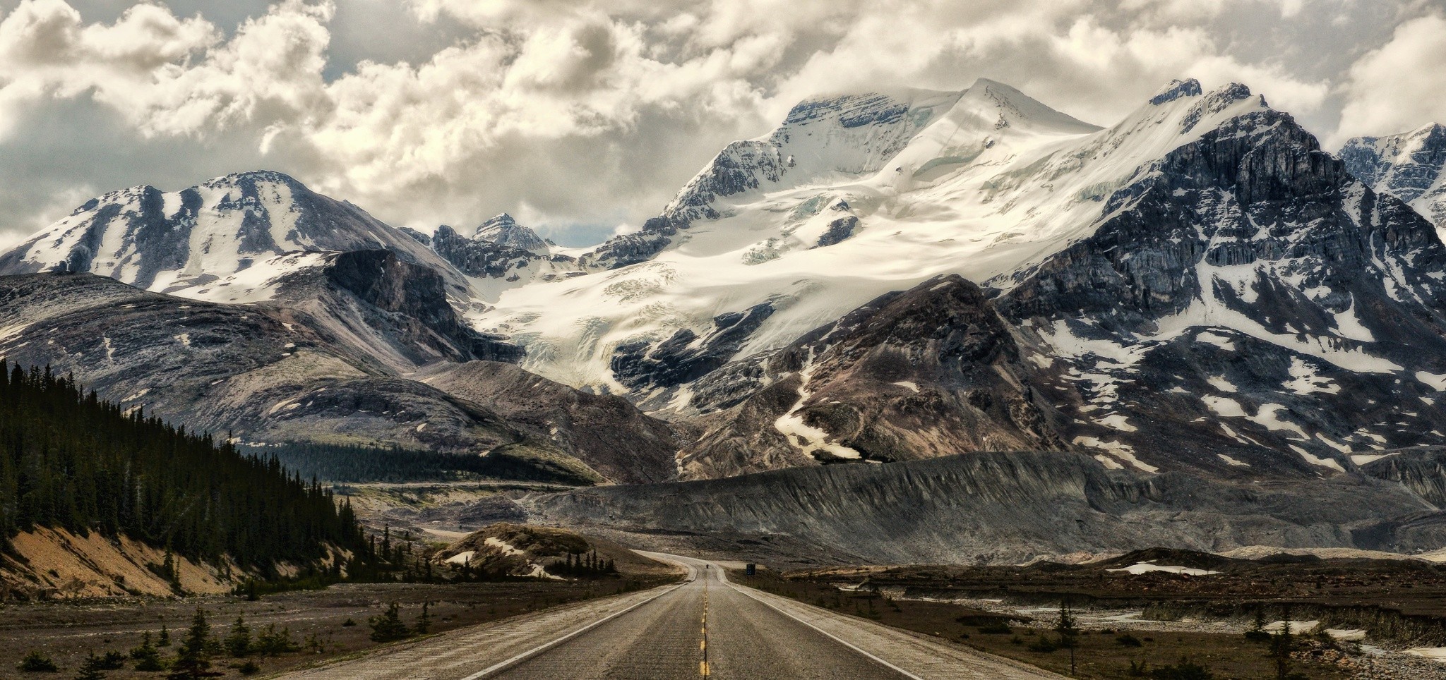 road, Mountains, Landscape Wallpaper