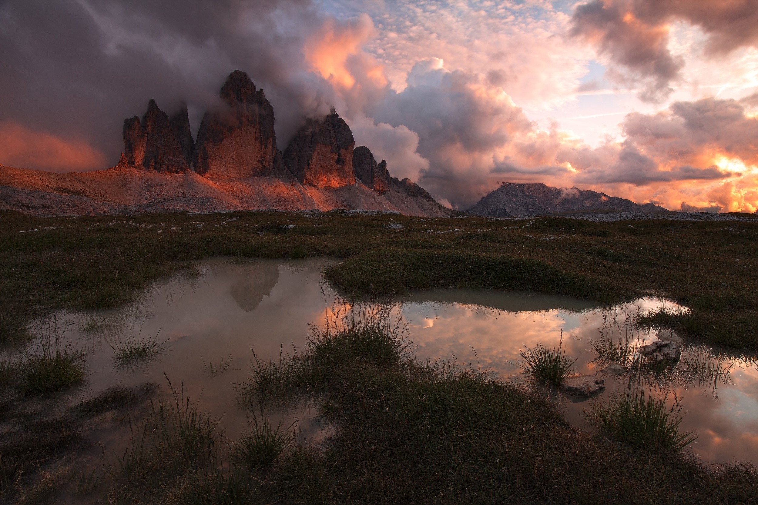 nature, Landscape, Mountains, Sunset, Clouds, Sunlight, Pond, Grass, Sky, Italy Wallpaper