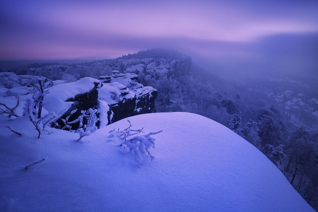 landscape, Nature, Photography, Mist, Winter, Snow, Sunrise, Trees, Village, Cliff, Czech Republic Wallpaper