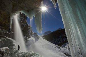 men, Nature, Landscape, Mountains, Winter, Snow, Ice, Icicle, Climbing, Sun Rays, Trees, Forest, Waterfall, Long Exposure