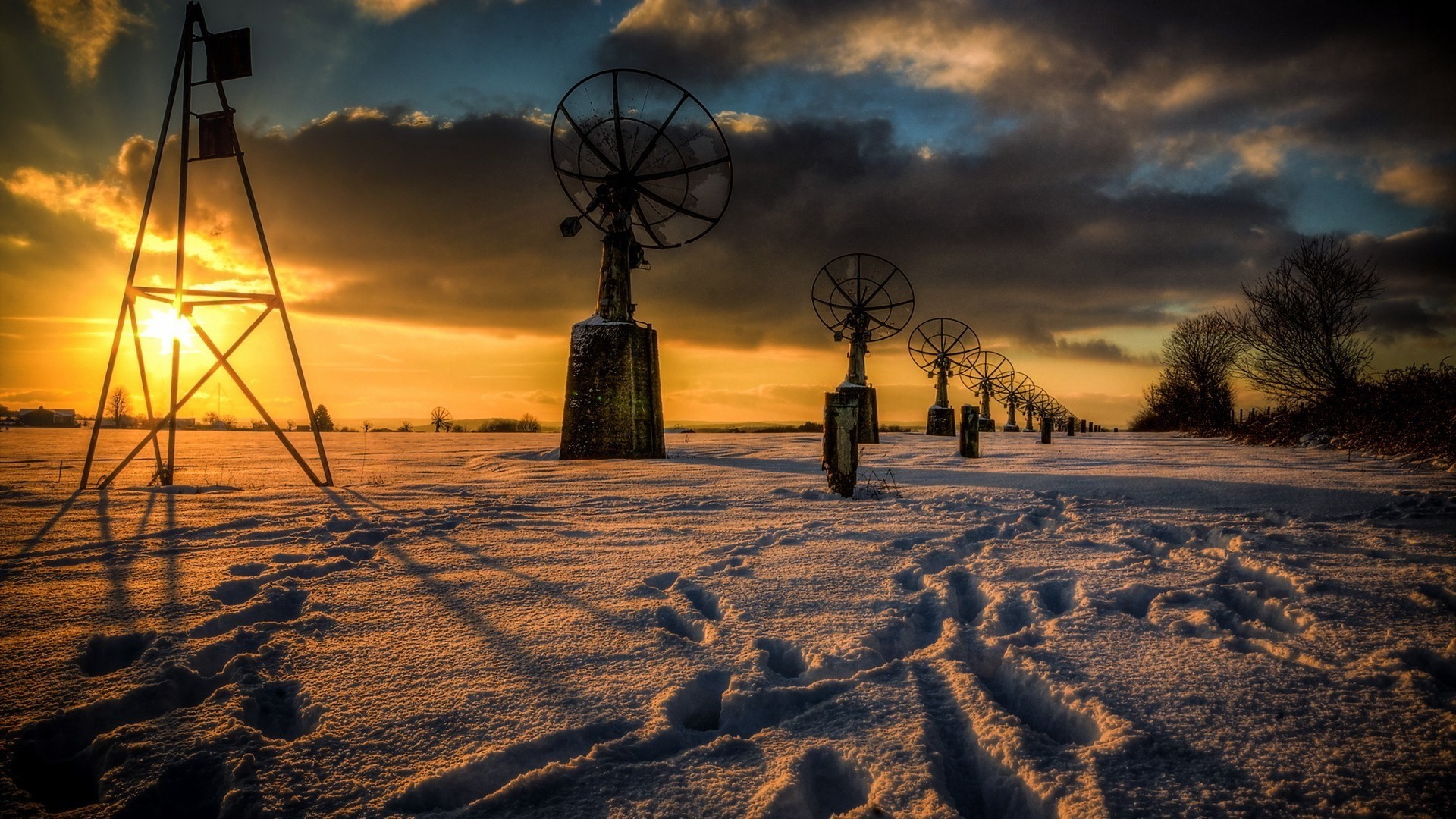 nature, Landscape, Antenna, Clouds, Satellite, Technology, HDR, Winter, Snow, Trees, Sun Rays Wallpaper