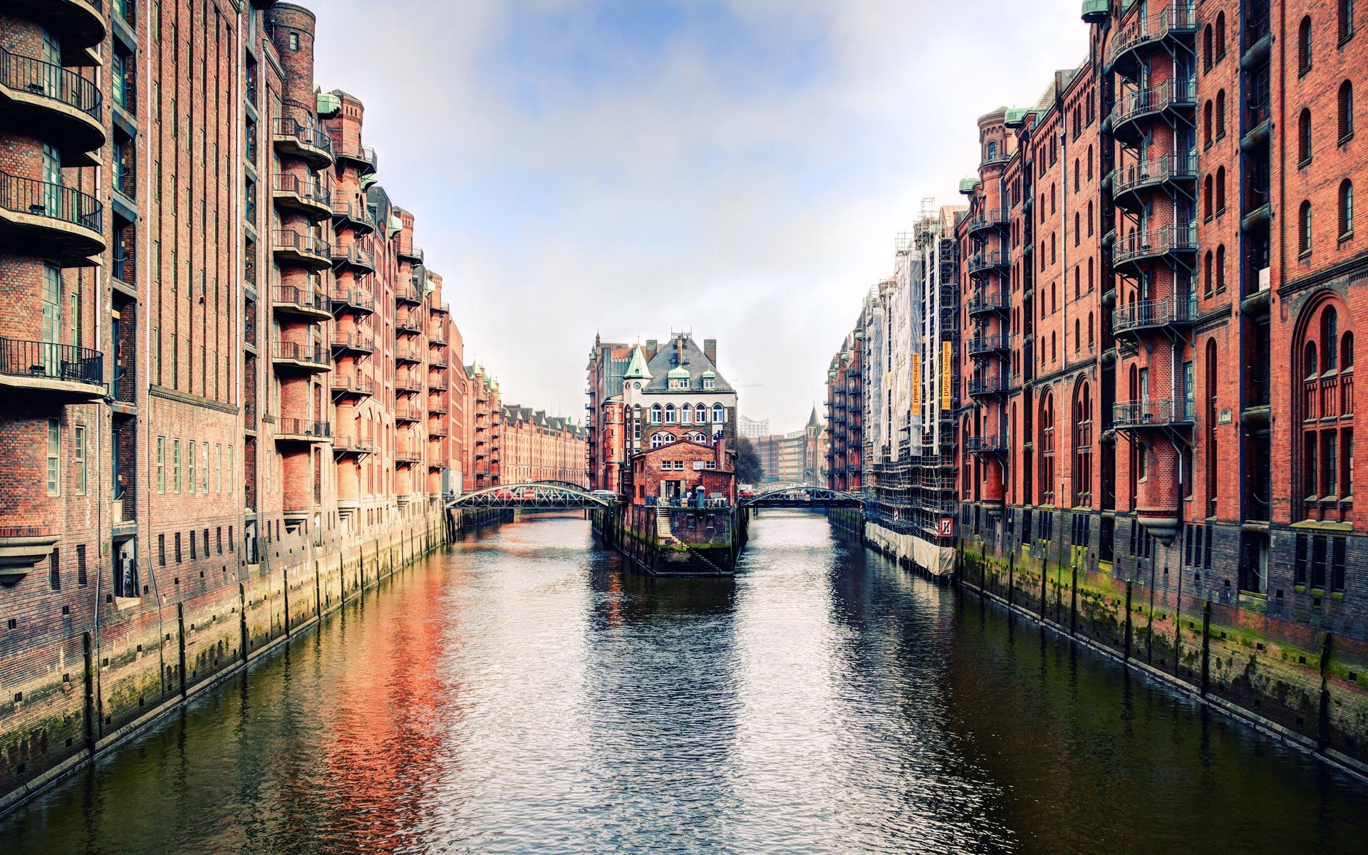Hamburg, Germany, Cityscape, River, Canal, Bridge, Apartments Wallpaper