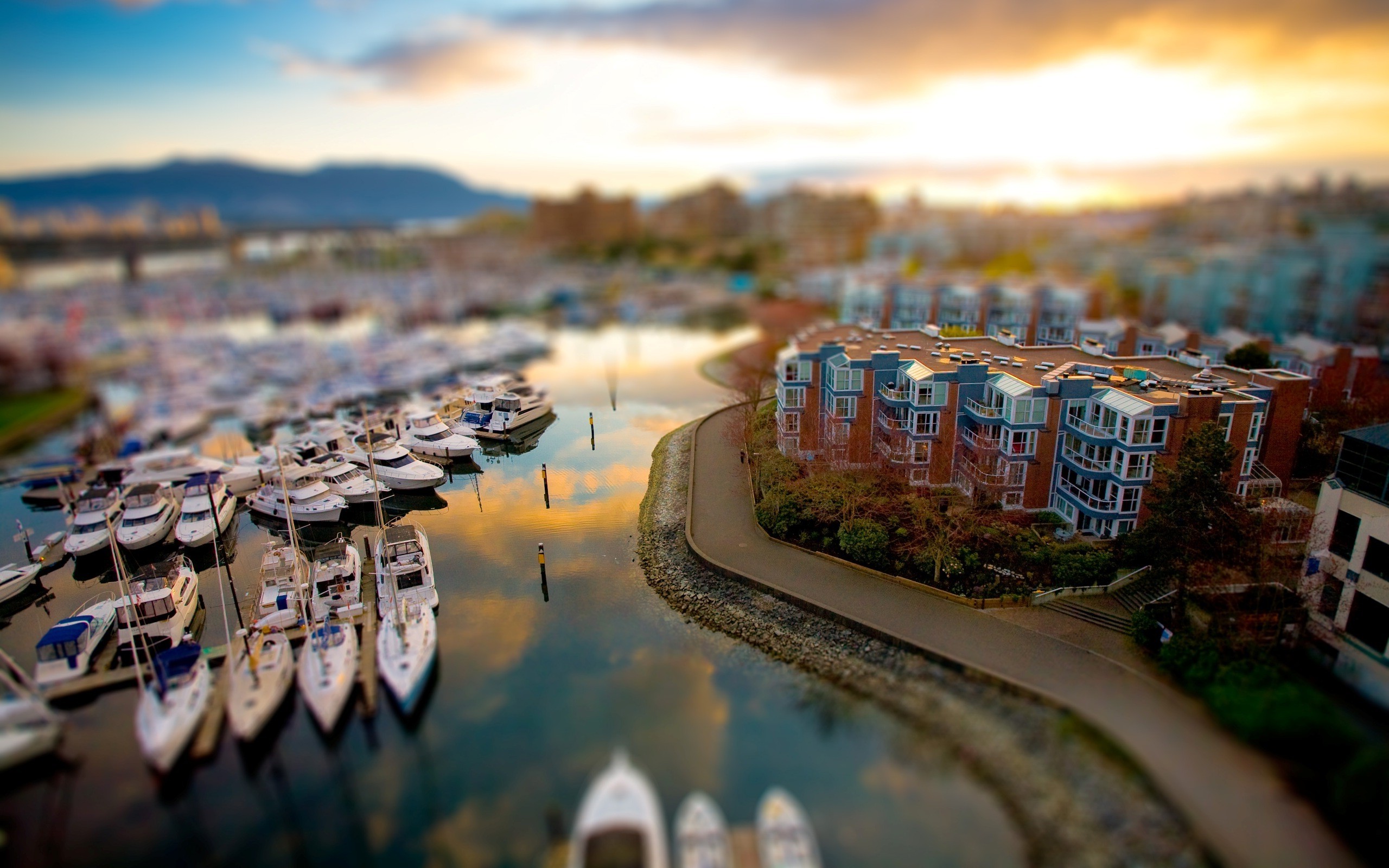 tilt Shift, City, River, Boat, Vancouver, British Columbia, Canada, Coast, Building, Reflection, Sunset Wallpaper