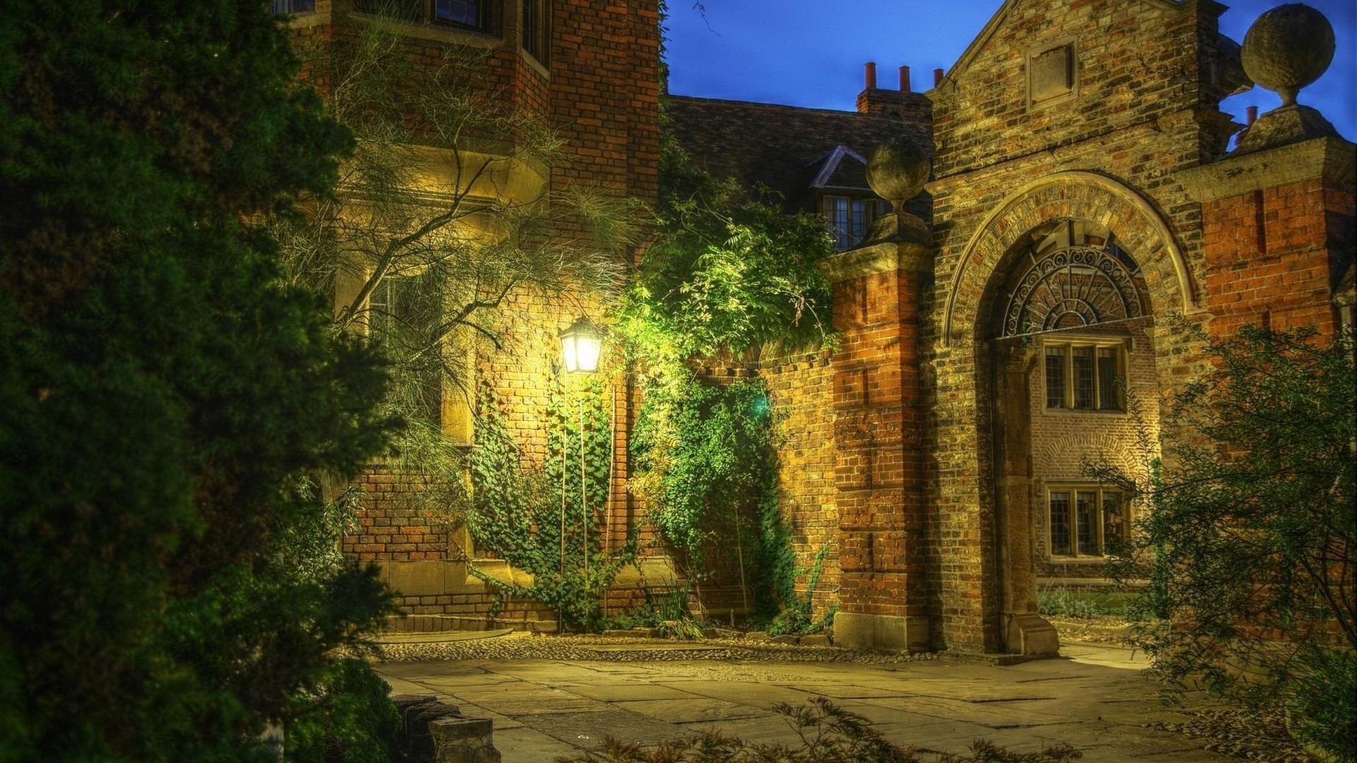 architecture, Old Building, Trees, Nature, Bricks, Plants, England, UK, Cottage, HDR, Evening, Lights, Lamps, Lantern, Arch, Window, Gates, Tiles Wallpaper