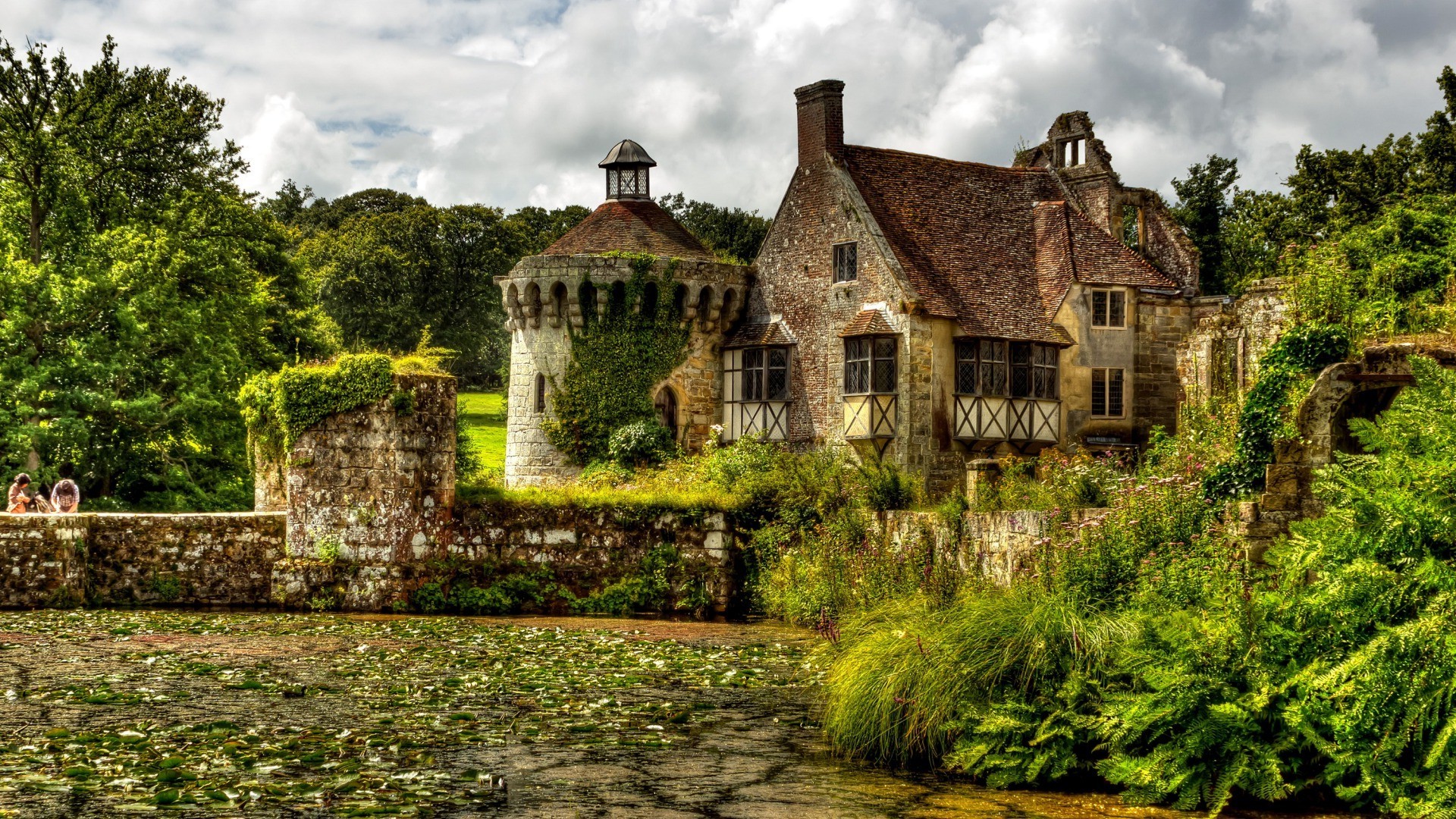 architecture, Old Building, Trees, Nature, Bricks, Plants, England, UK, Scotney Castle, HDR, Clouds, Forest, Lake, Couple Wallpaper
