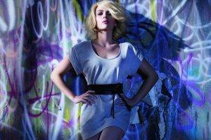 Scarlett Johansson, Graffiti, Actress, Blonde, Hands On Hips