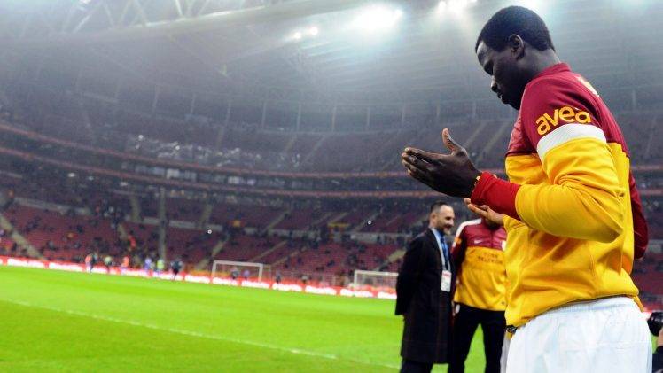 Galatasaray S.K., Soccer, Praying HD Wallpaper Desktop Background