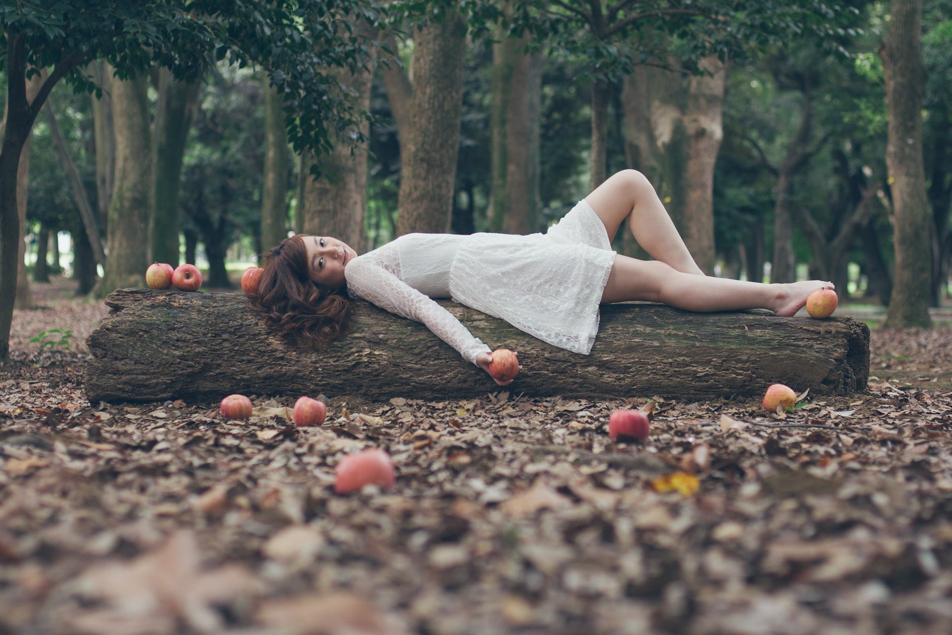 women, Forest, Lying Down, Apples, Redhead Wallpaper