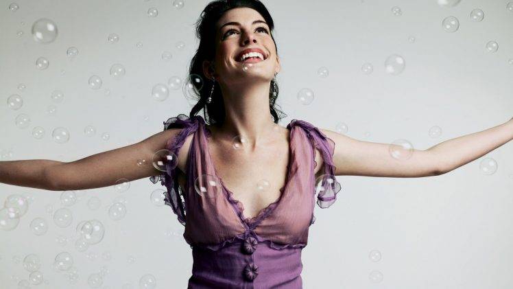 Anne Hathaway, Smiling, Dress, Bubbles, Brunette, Brown Eyes HD Wallpaper Desktop Background