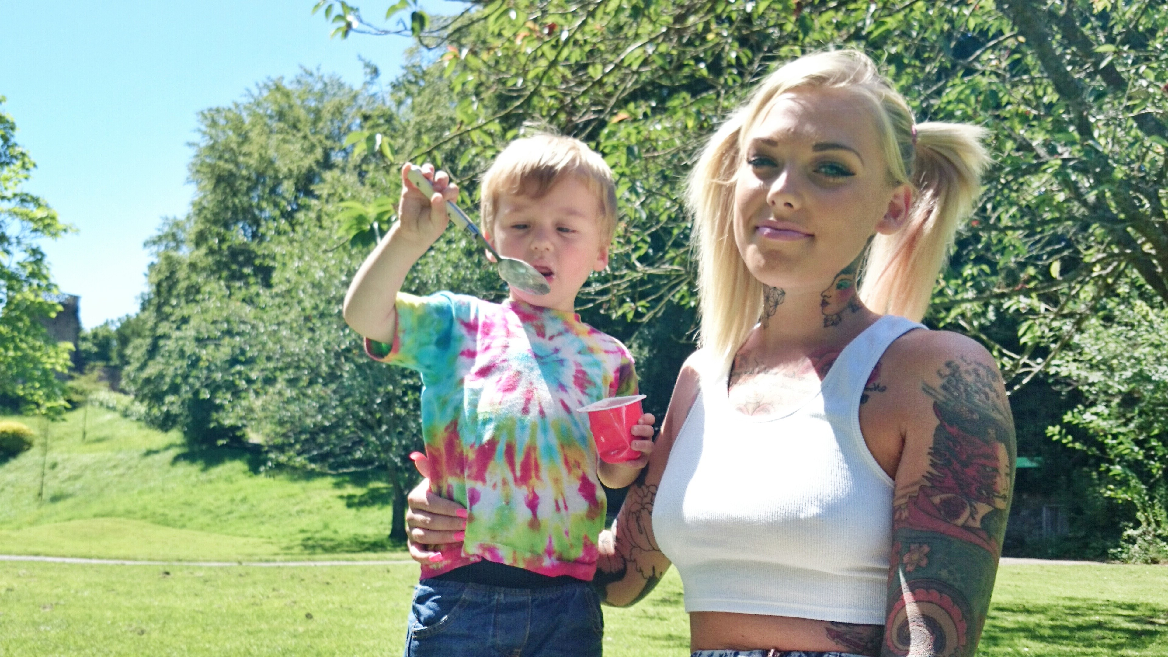 Lauren Brock, Tattoo, Short Tops Wallpaper