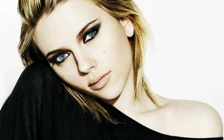 Scarlett Johansson Wallpapers HD / Desktop and Mobile Backgrounds