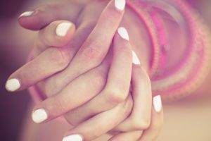 depth Of Field, Hand, Fingers, Painted Nails, Holding Hands