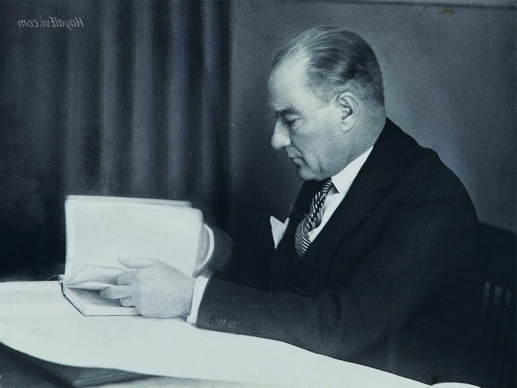 Mustafa Kemal Atatürk Wallpaper