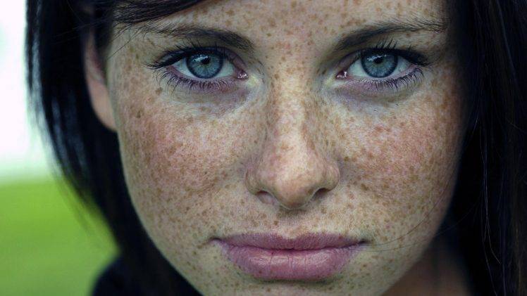 freckles, Blue Eyes, Brunette, Face HD Wallpaper Desktop Background
