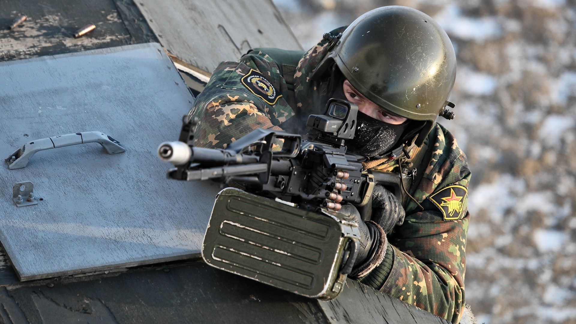 soldier, Men, PKP Pecheneg, Machine Gun, Weapon, Spetsnaz, Russian Army Wallpaper