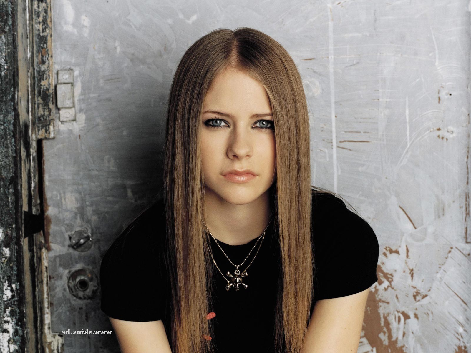 Avril Lavigne, Singer, Blonde Wallpaper
