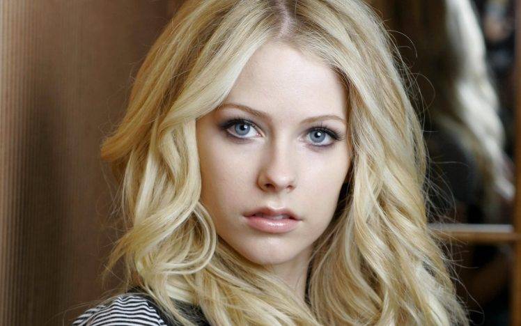 Singer Avril Lavigne Music Blonde Portrait Women Wallpapers