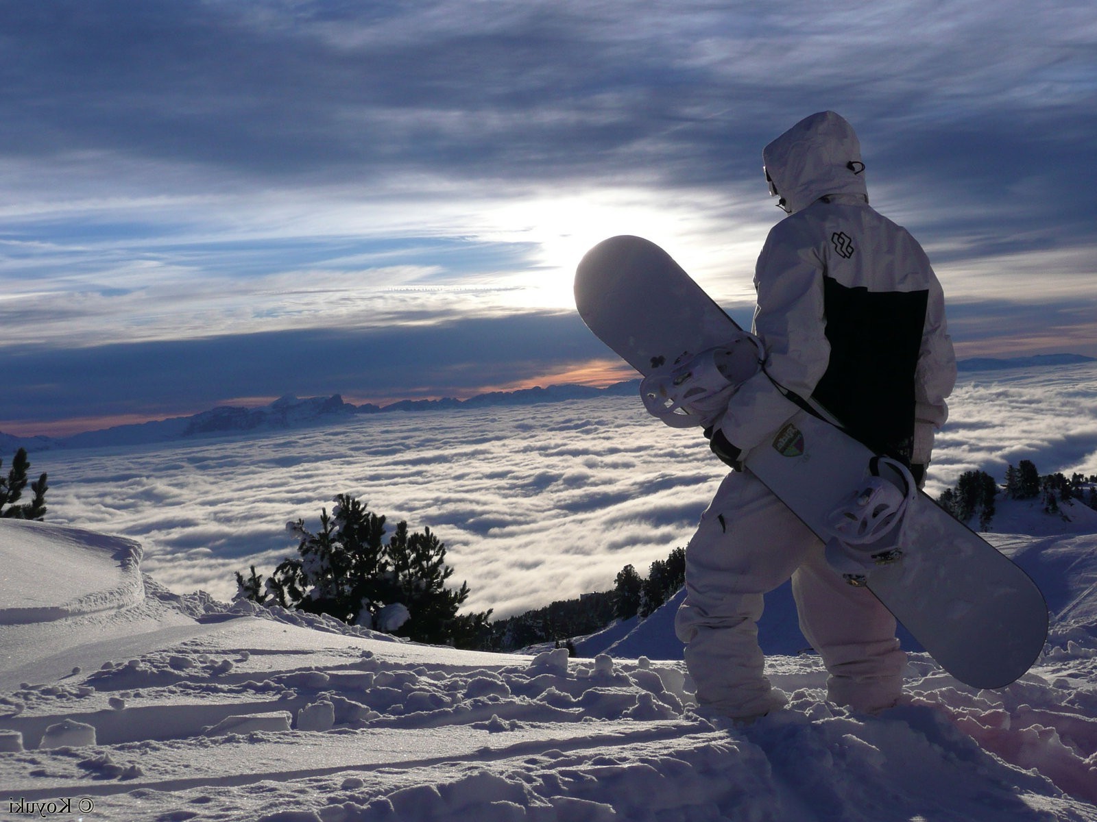 snow, Snowboarding, Clouds Wallpaper