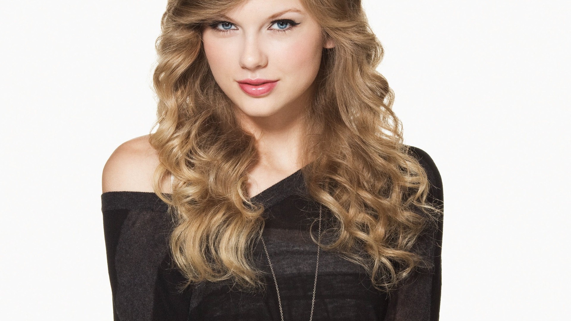 Taylor Swift - wide 4