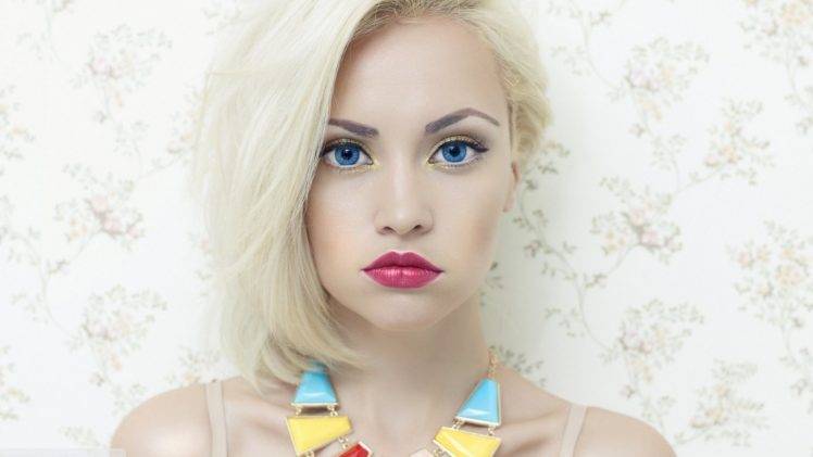 blonde, Blue Eyes, Women HD Wallpaper Desktop Background
