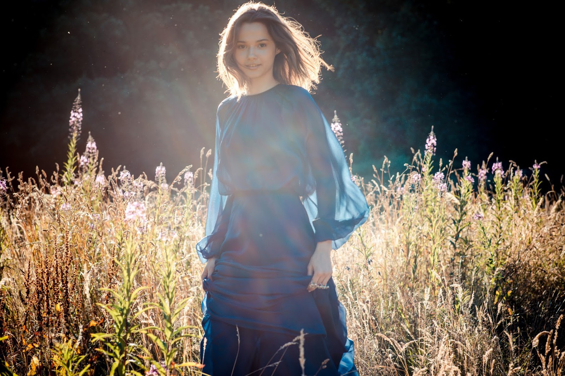 Anna Kupriienko, Women Outdoors, Sunlight, Blue Dress Wallpaper