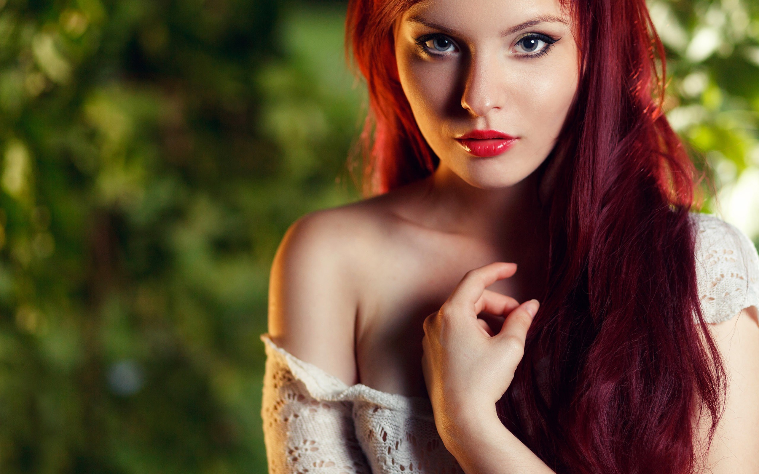 redhead, Red Lipstick, Gray Eyes Wallpaper