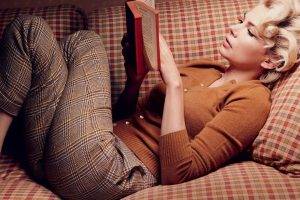 Michelle Williams, Lying Down, Books, Couch, Sweater, Curly Hair, Blonde, Women