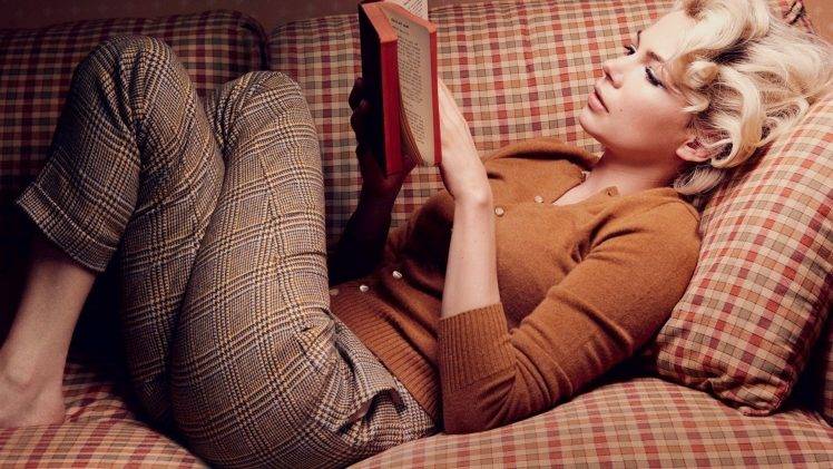 Michelle Williams, Lying Down, Books, Couch, Sweater, Curly Hair, Blonde, Women HD Wallpaper Desktop Background