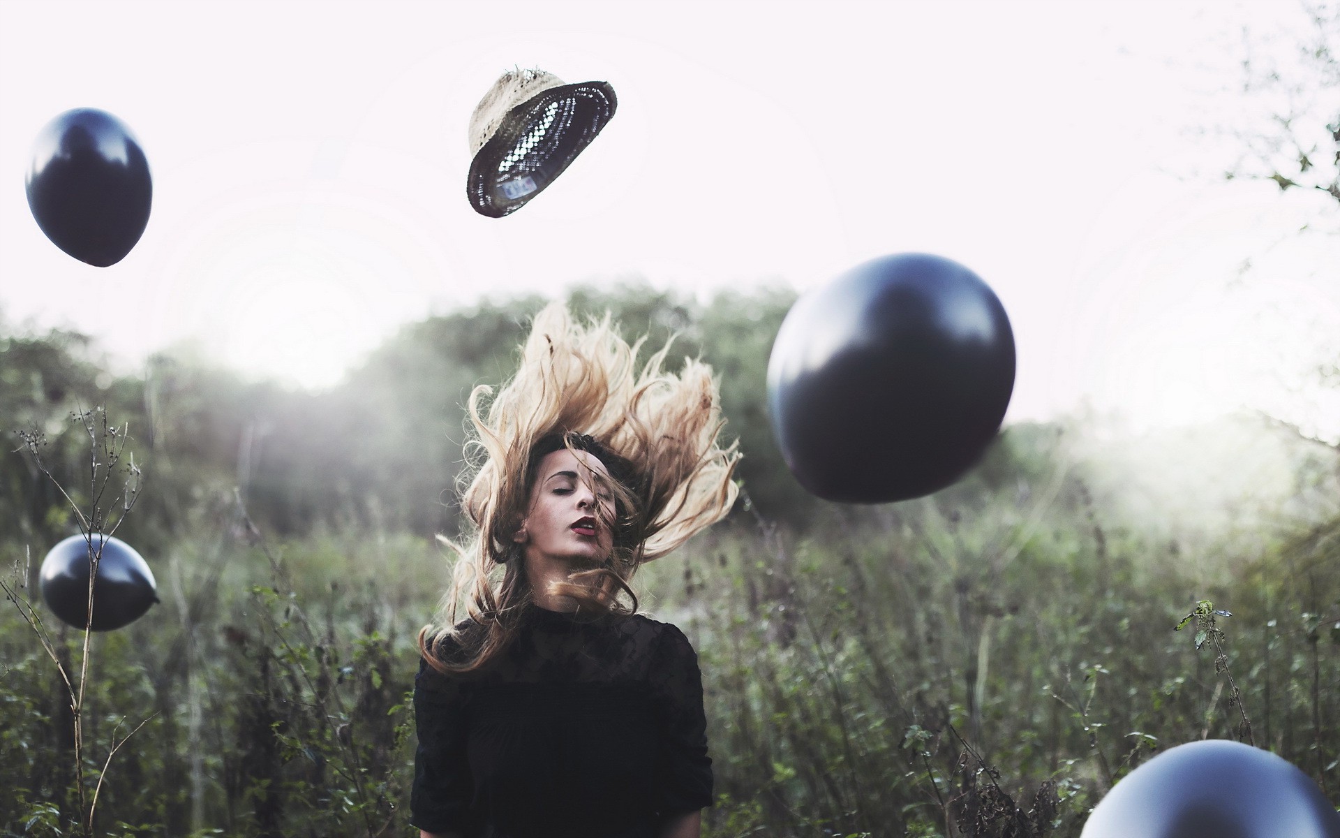 women, Balloons Wallpaper