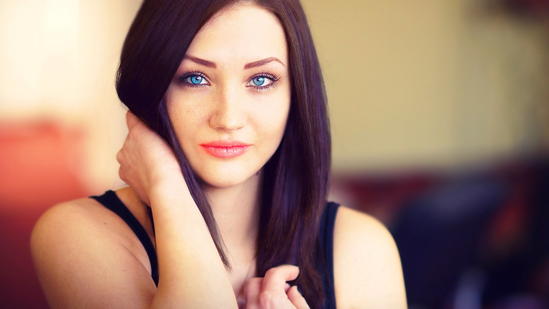 brunette, Blue Eyes Wallpaper