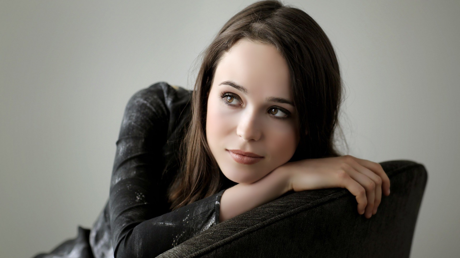 Ellen Page Wallpaper