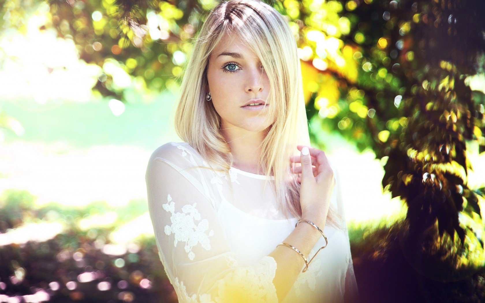 blonde, Face, Women, Model, Trees, Portrait Wallpaper