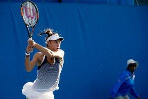 Tereza Mihalikova, Tennis, Tennis Rackets