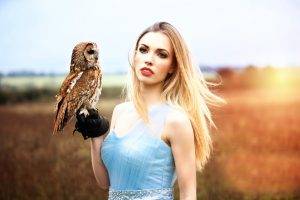 blonde, Women Outdoors, Model, Animals, Birds