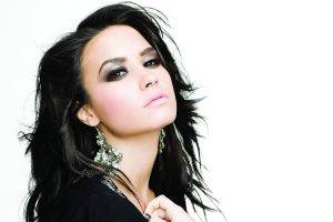 women, Demi Lovato