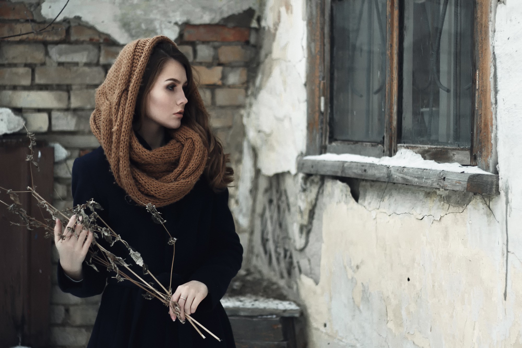 women Outdoors, Women, Model, Old Building Wallpaper