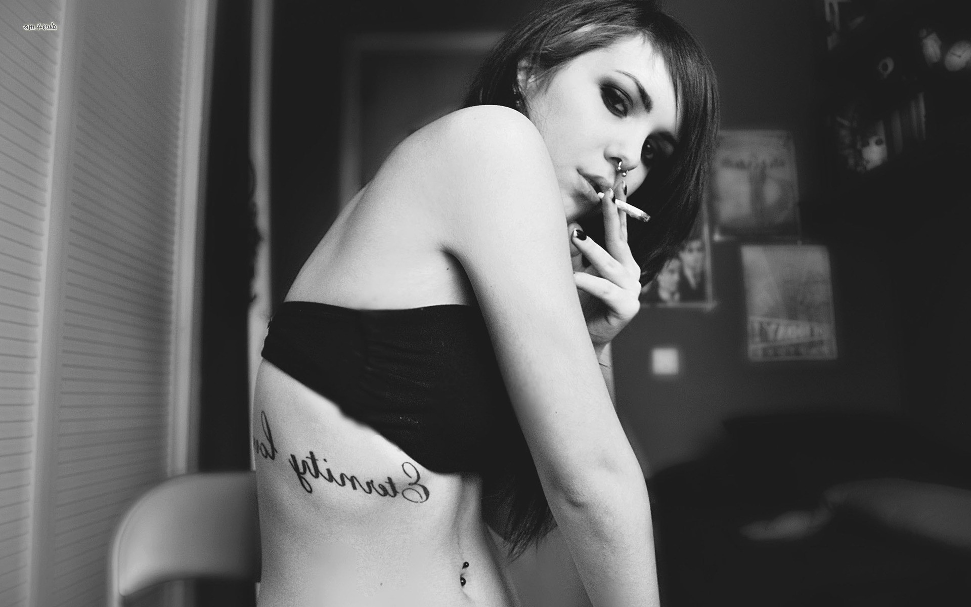 women, Looking At Viewer, Smoking, Cigarettes, Monochrome, Tattoo, Nose Rings, Strapless Bras Wallpaper