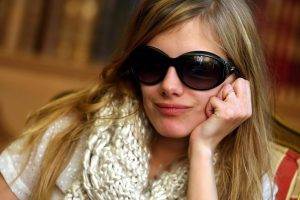 women, Mélanie Laurent, Sunglasses