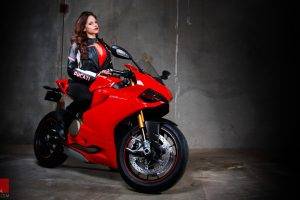 women With Bikes, Ducati 1199, Motorcycle