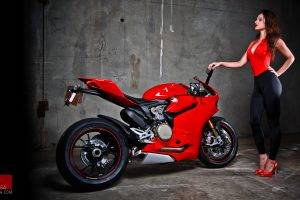 hands On Hips, Women With Bikes, Ducati 1199, Motorcycle, Tight Clothing, Red Heels, High Heels