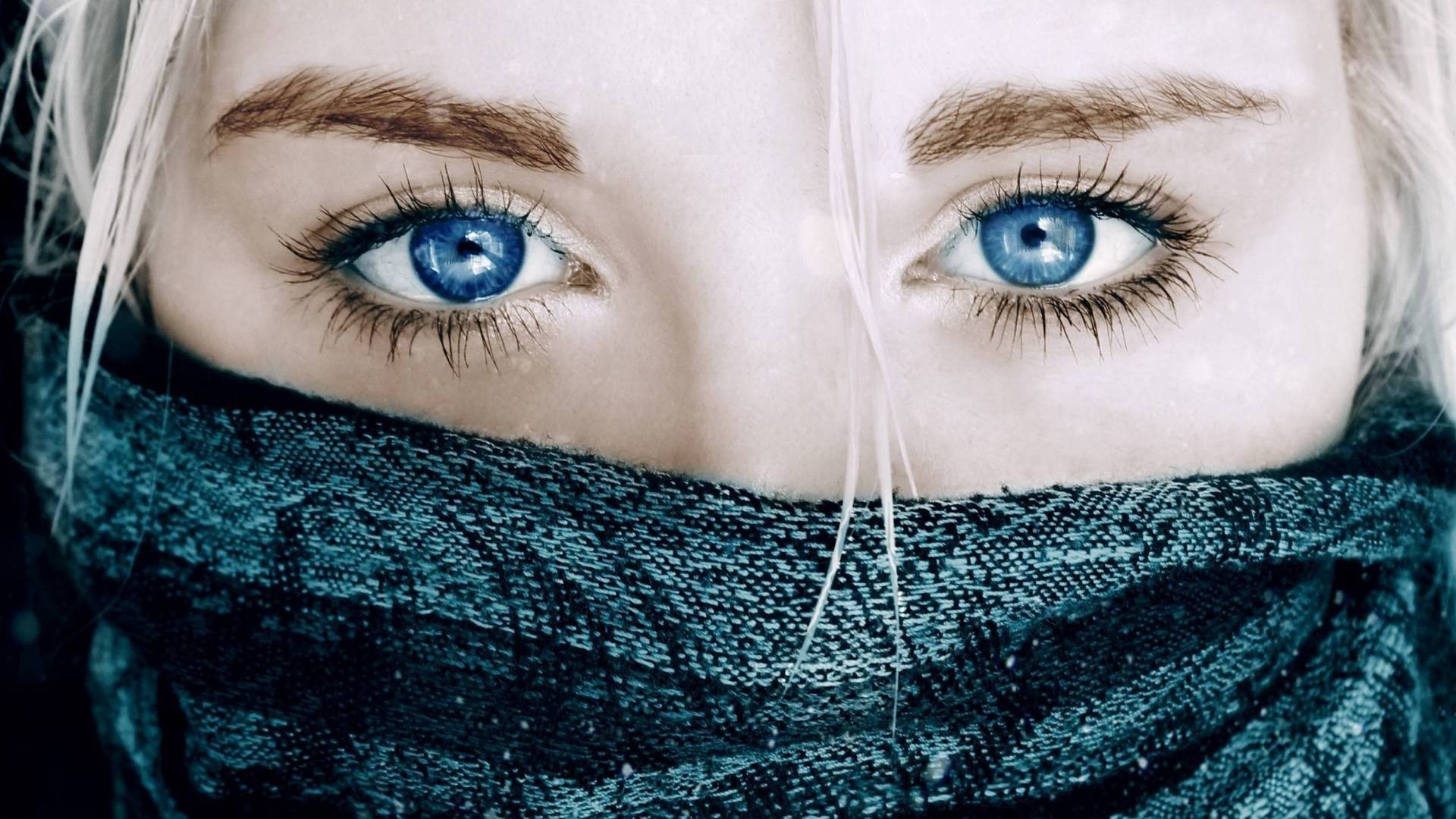 women, Blue Eyes, Closeup, Scarf Wallpapers HD / Desktop and Mobile