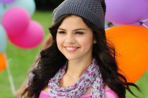 Selena Gomez, Latinas, Celebrity, Smiling