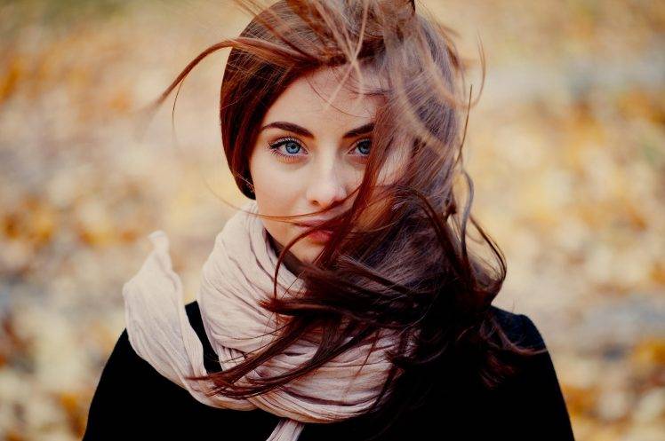 Women Women Outdoors Brunette Hair In Face Looking At Viewer Blue Eyes Windy Scarf
