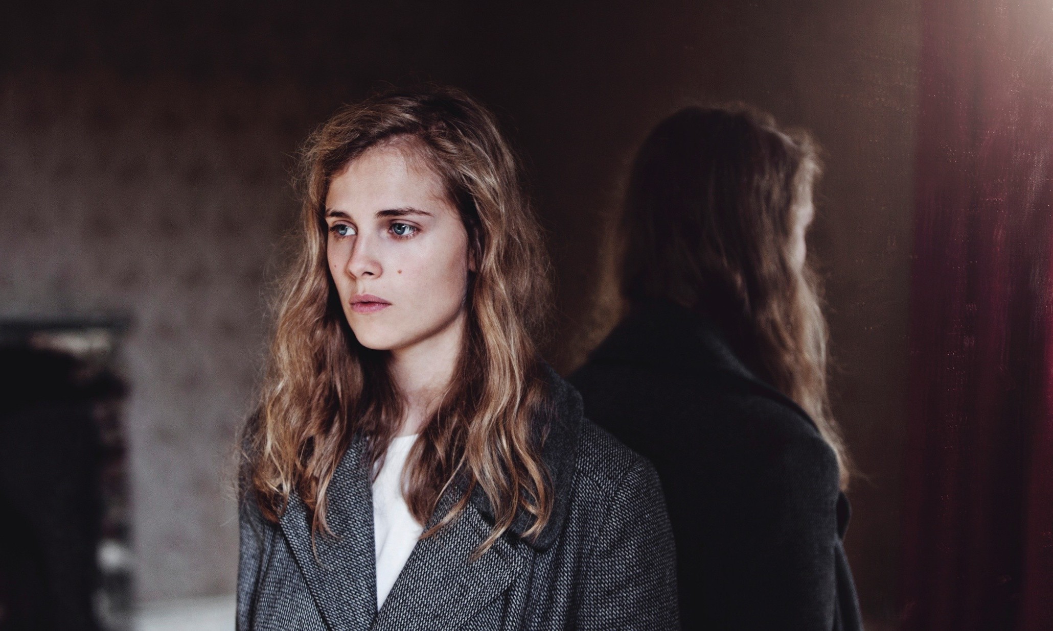 women, Marika Hackman, Looking Away, Musicians, Mirror Wallpaper