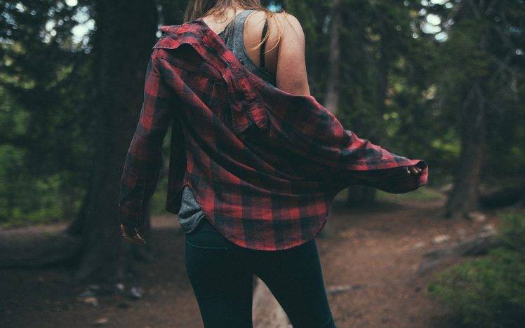 women, Women Outdoors, Brunette, Plaid, Shirt, Jeans HD Wallpaper Desktop Background