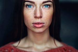women, Brunette, Blue Eyes, Freckles, Face, Looking At Viewer