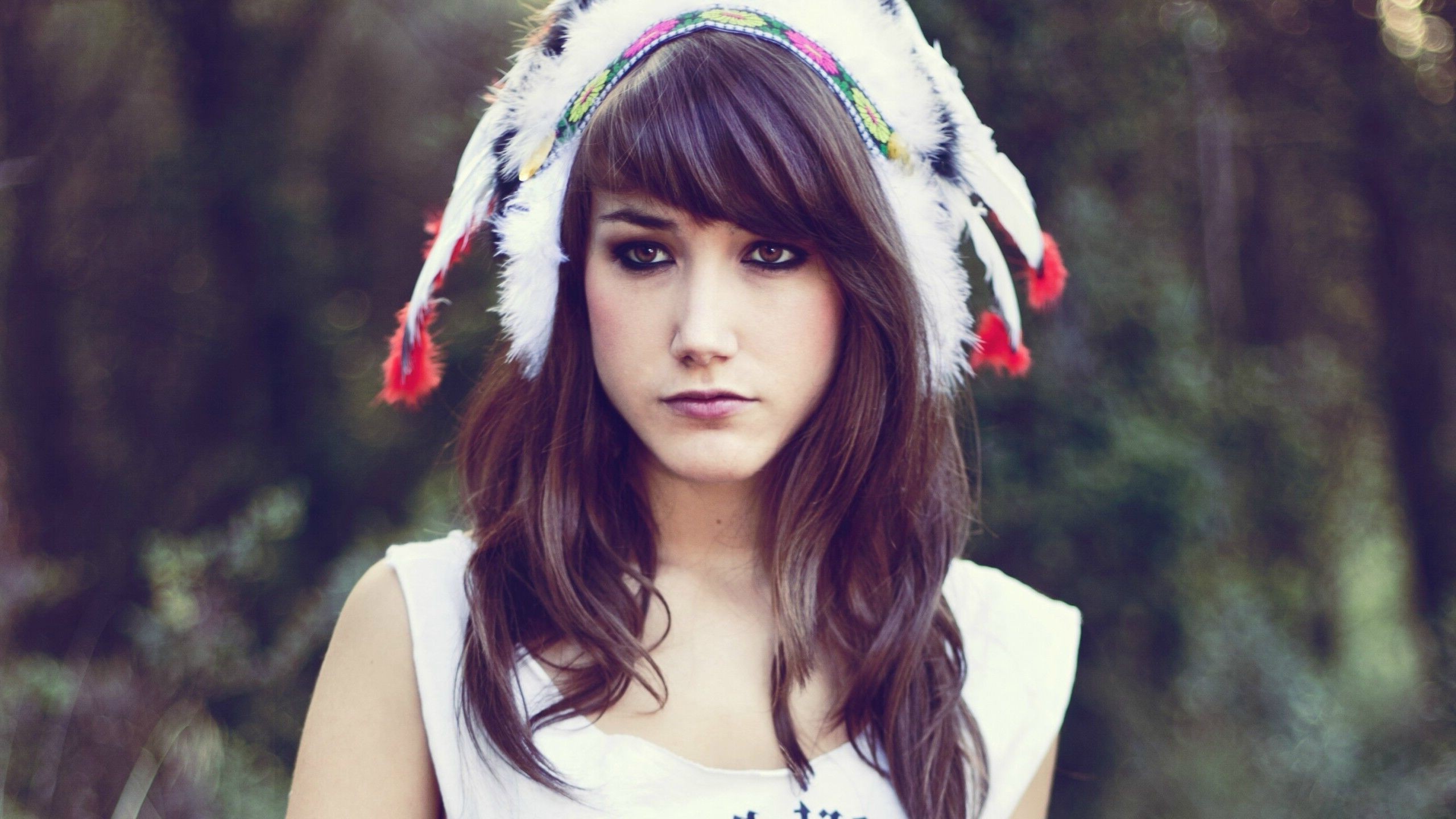 women, Brunette, Looking Away, Face, Headdress, Brown Eyes Wallpaper